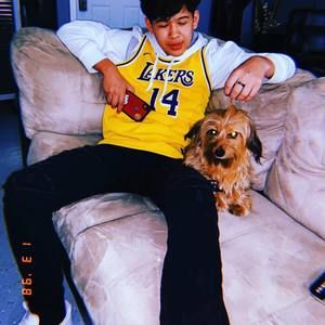 Meet your Posher, Emmanuel